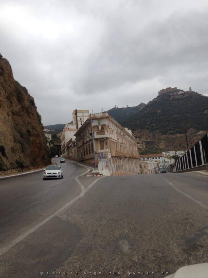 ORAN-Les usines Bastos.jpg